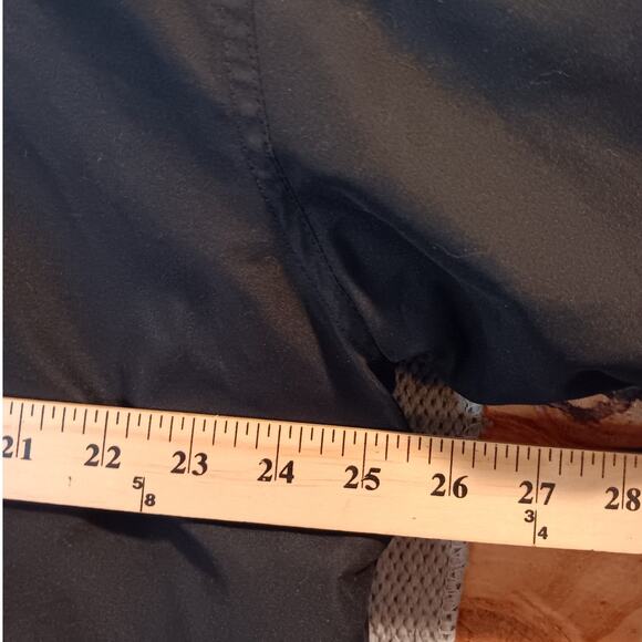 Timberland Waterproof Bomber Jacket XL Black Logo Full Zip Outdoors Mariners - Picture 11 of 12